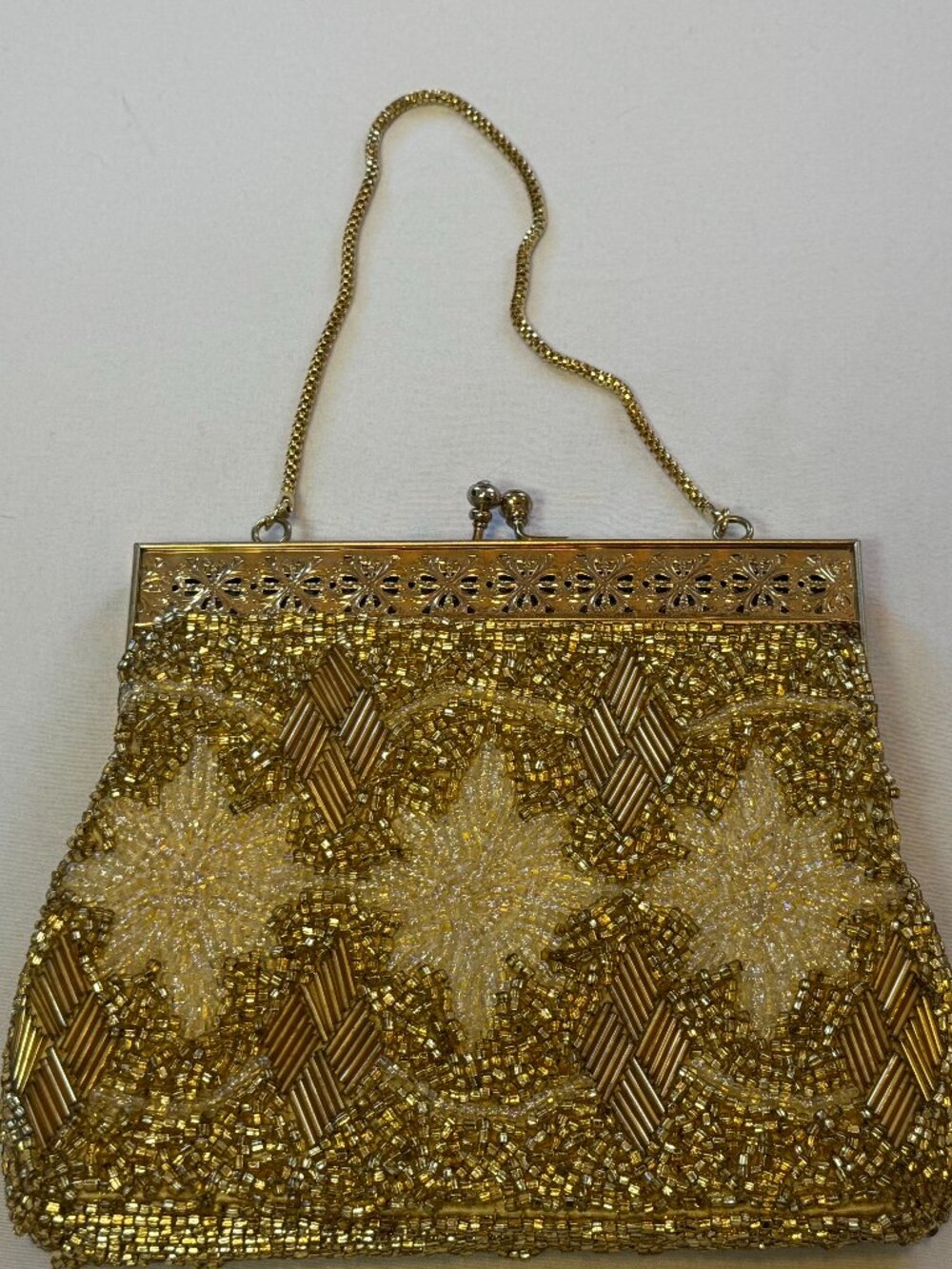 Vintage golden beaded evening bag kiss lock closure - Picture 2 of 9